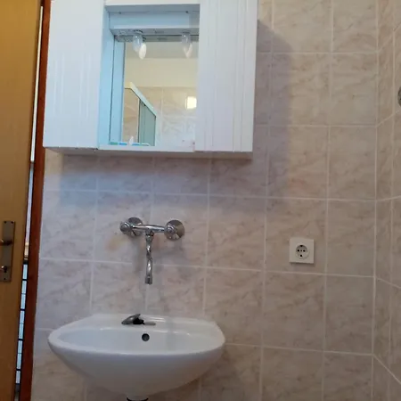 Apartment Franjic Vinisce